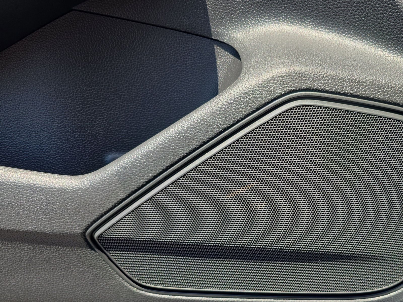 New 2026 Platinum White Pearl Honda Sport Touring image 17