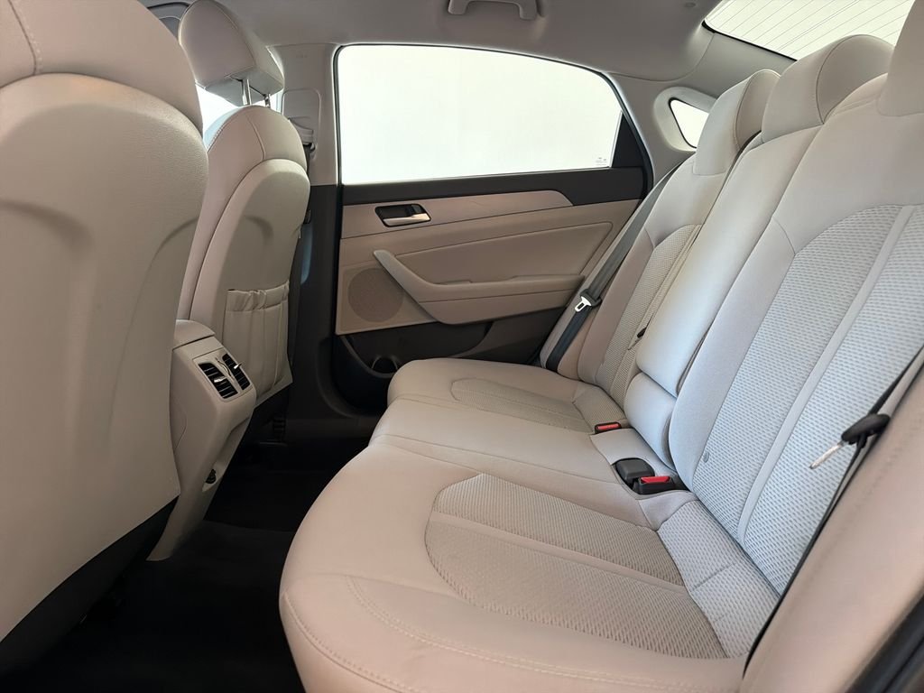 Used 2019 Machine Gray Hyundai SEL image 32