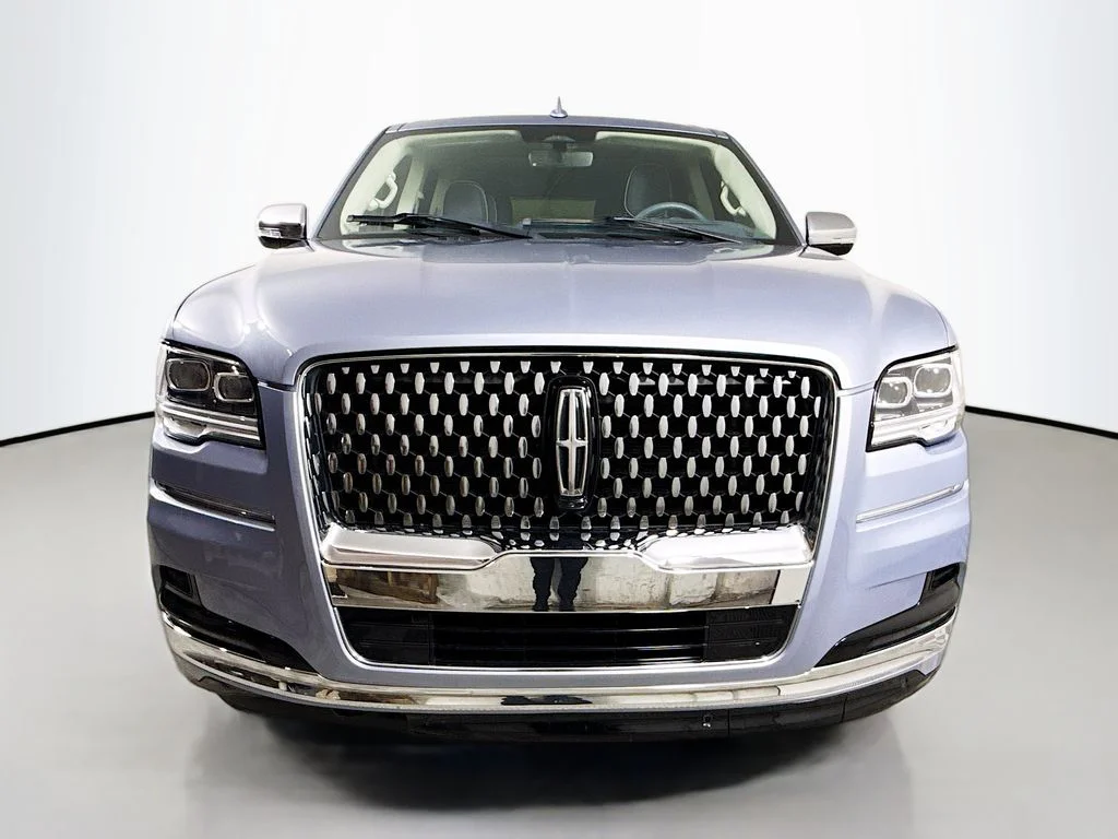 Used 2023 Blue Lincoln Black Label image 2