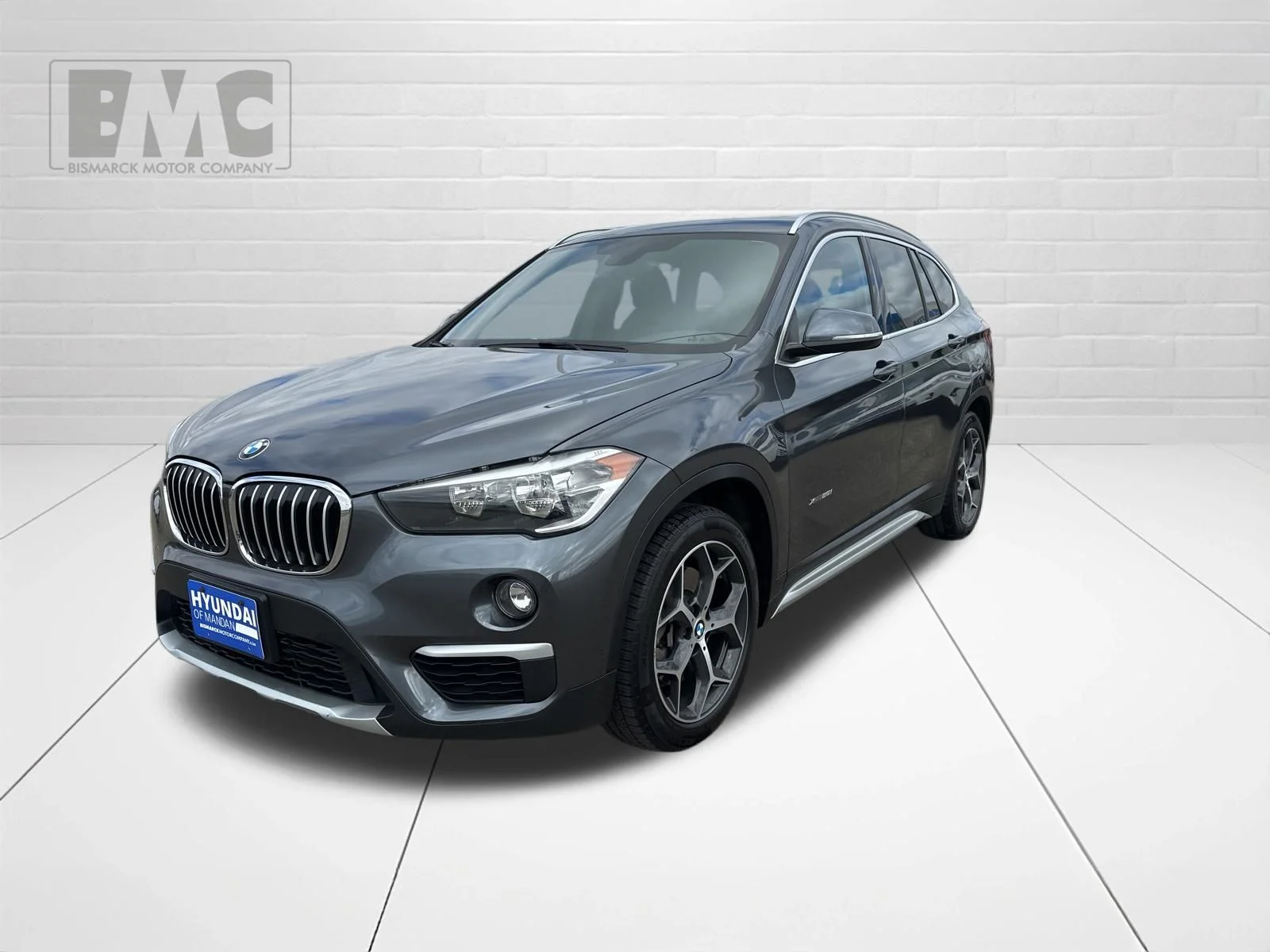 2018 BMW X1 xDrive28i's photo