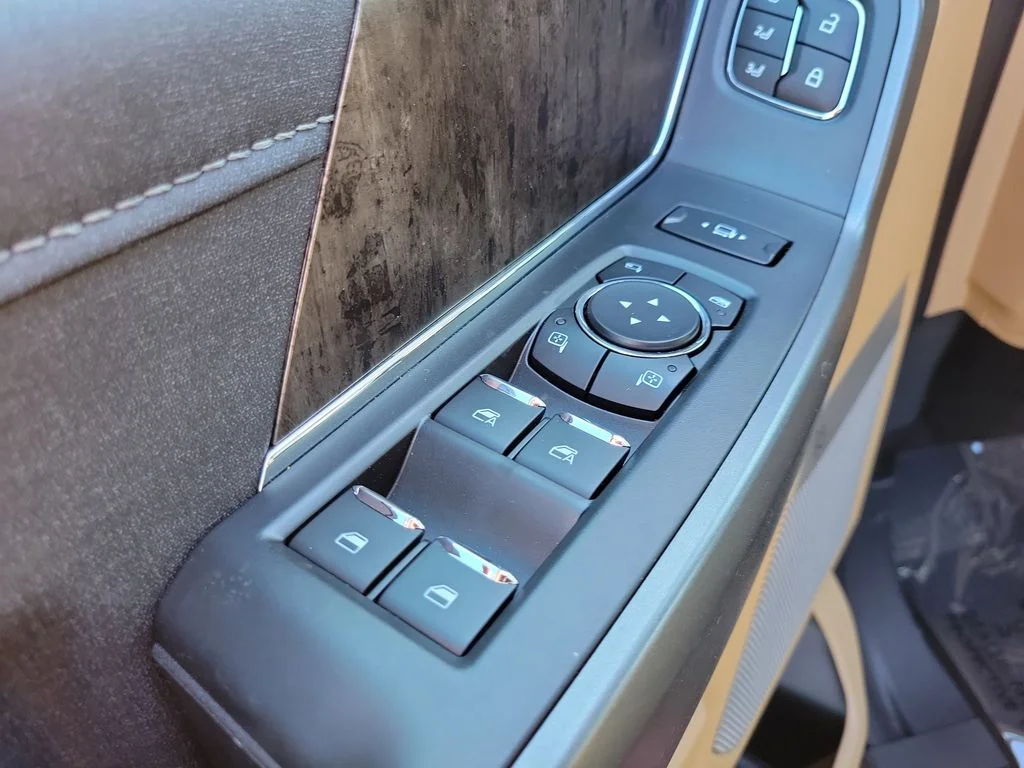 2026 Ford F-350 Super Duty Lariat - Photo 15