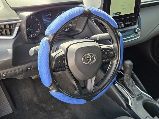 2025 Toyota Corolla LE - Photo 18