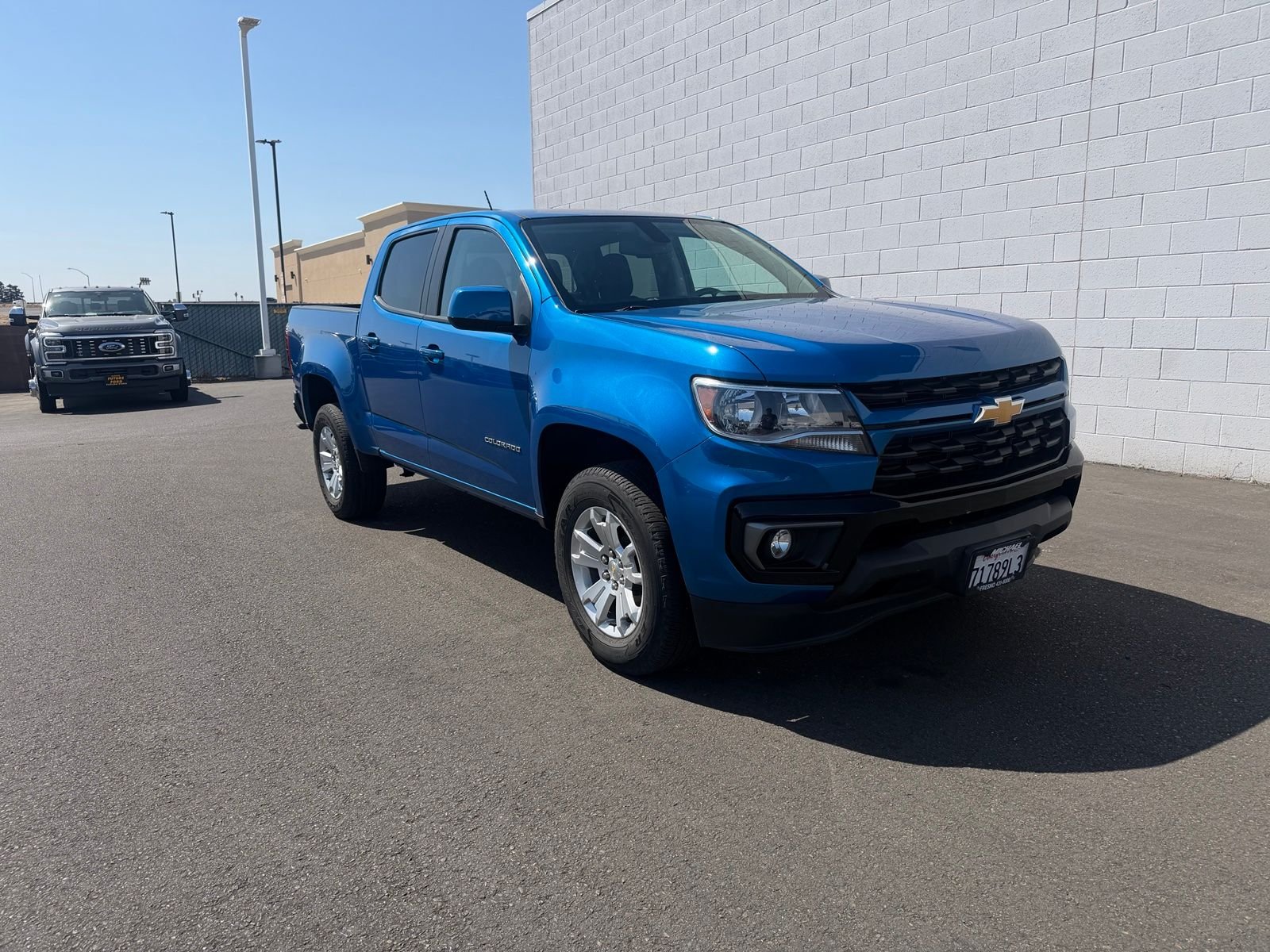 Used 2022 Blue Chevrolet LT image 2