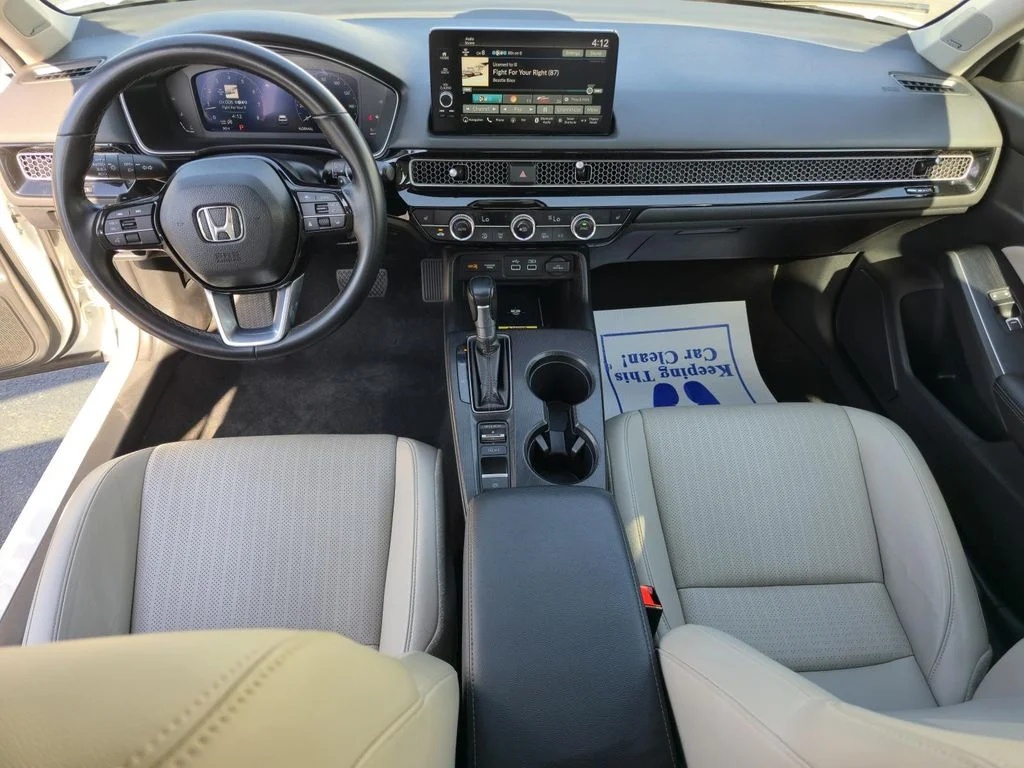 Used 2024 White Honda Touring image 16
