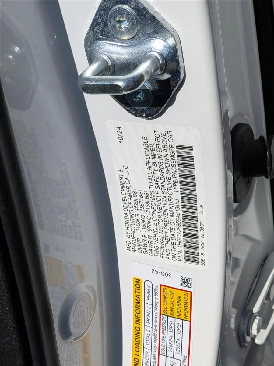 Used 2025  Honda Touring image 25