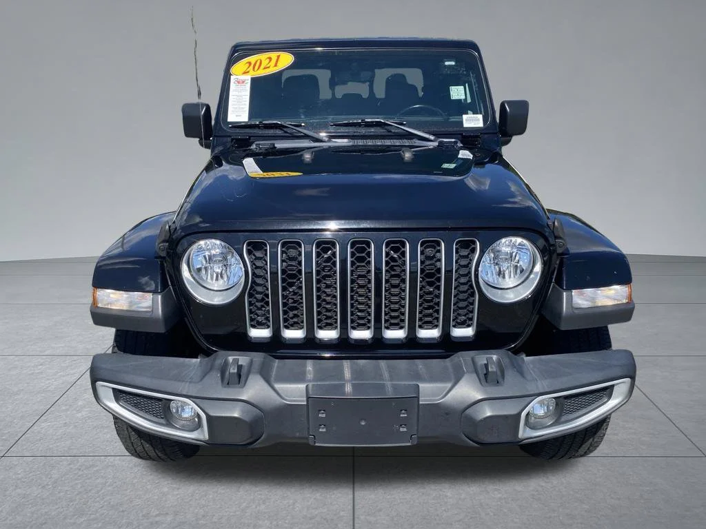 Used 2021 Black Jeep Overland image 19