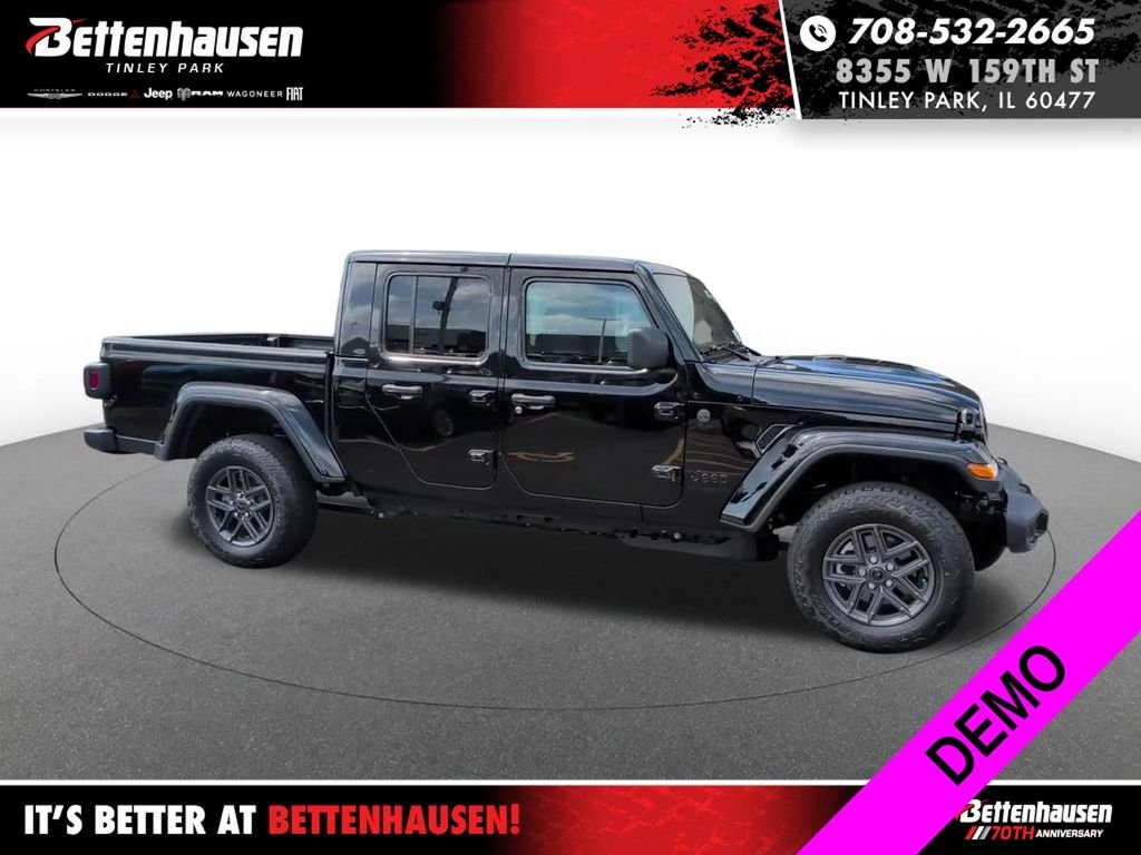 New 2026 Black Clear-Coat Exterior Paint Jeep Sport S image 6