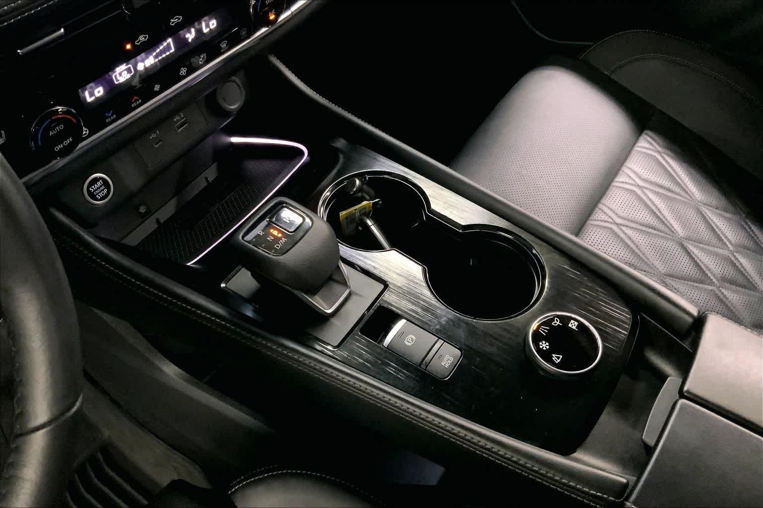 Used 2023 Champagne Silver Metallic Nissan Platinum image 17