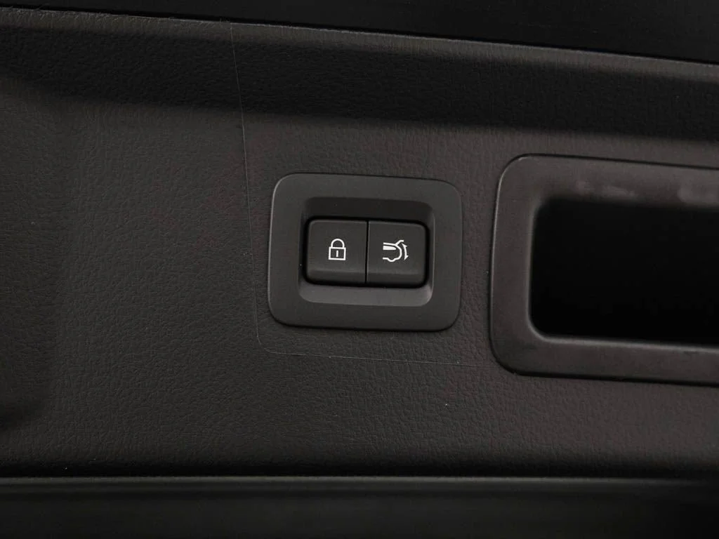 New 2026 Jet Black Mica Mazda Premium AWD image 9