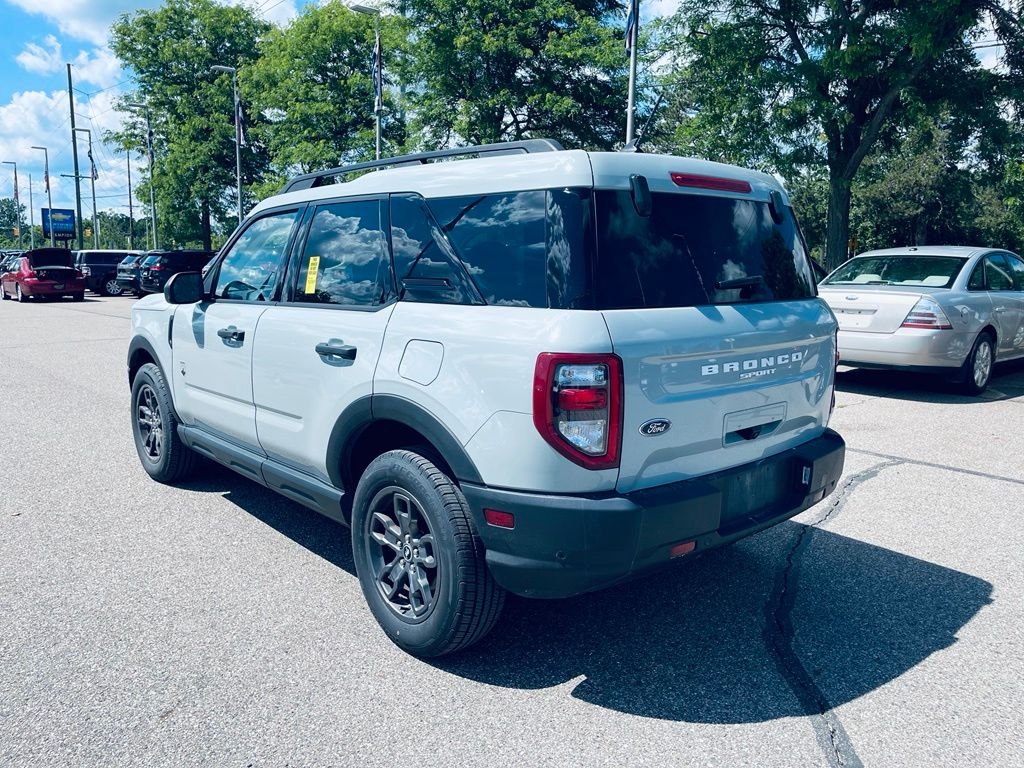 Used 2021 Green Ford Big Bend image 3