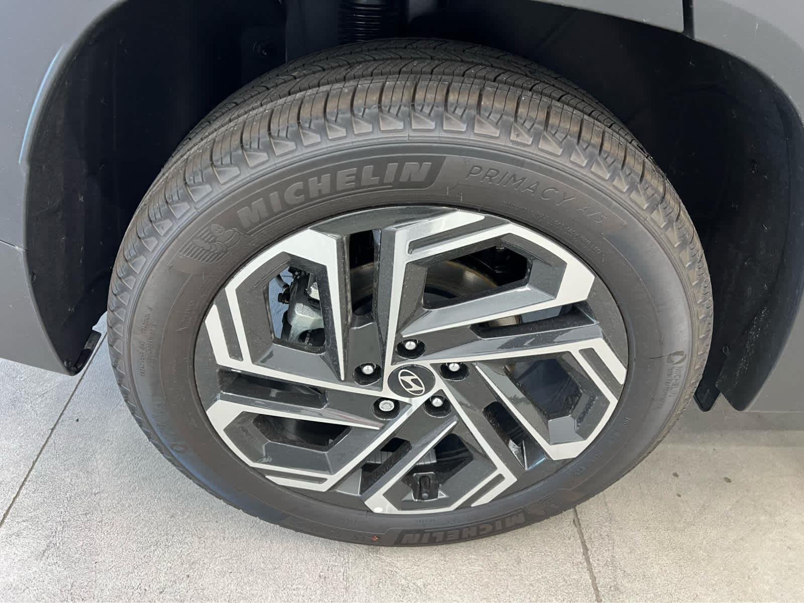 Used 2025 Ecotronic Gray Matte Hyundai Limited image 9