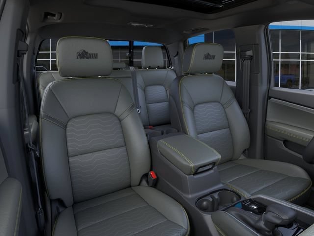 2026 Chevrolet Colorado ZR2 - Photo 16