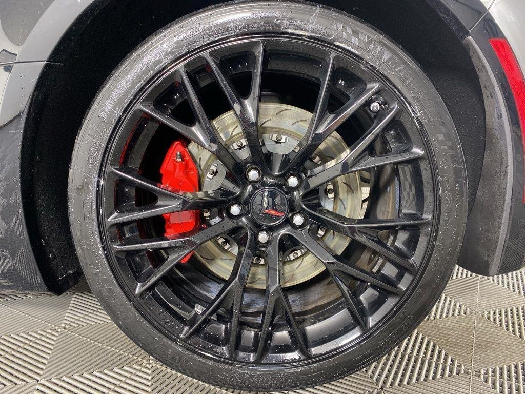 Used 2017 Black Chevrolet Z06 image 9