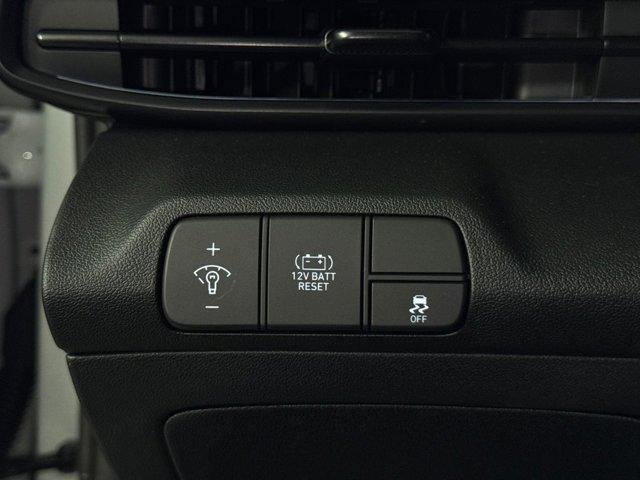 New 2026 White Hyundai SEL Sport image 27