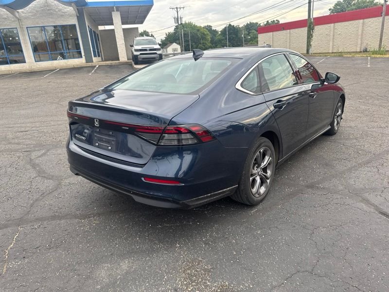 Used 2023  Honda EX image 7