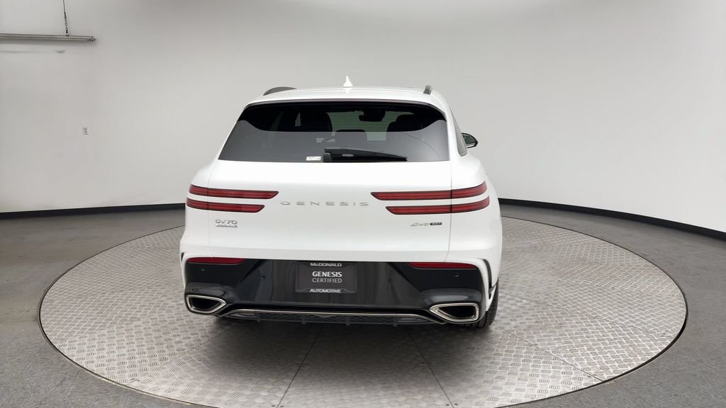 Used 2026 White Genesis 3.5T Sport Prestige image 3