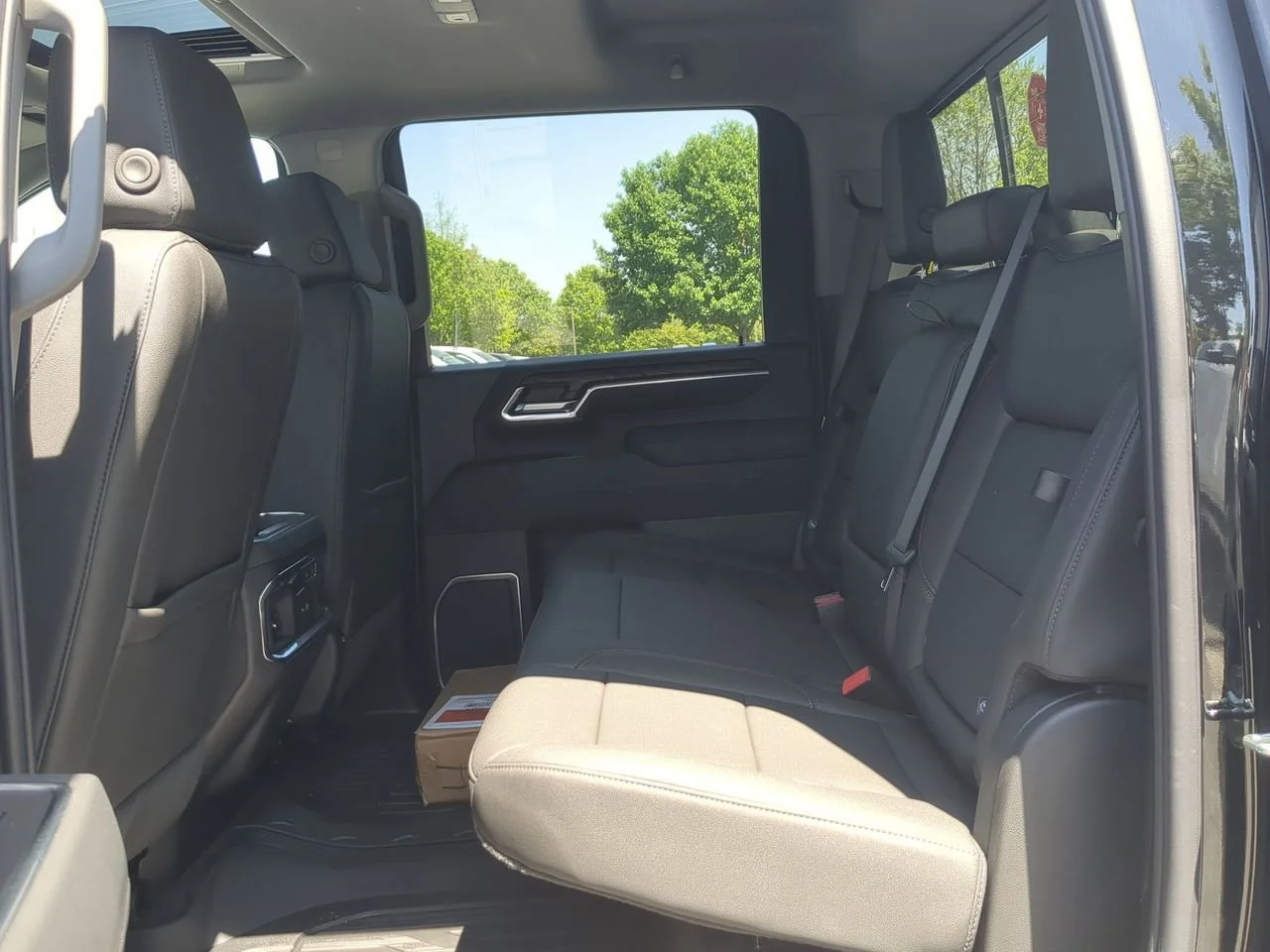 New 2026 Onyx Black GMC SLT image 26