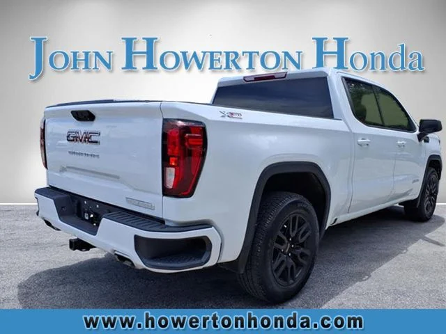 Used 2024 White GMC Elevation image 4