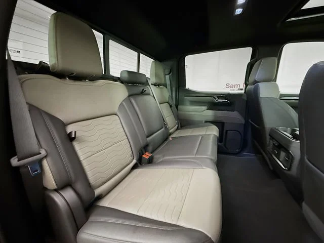 Used 2022 Blue Chevrolet ZR2 image 30