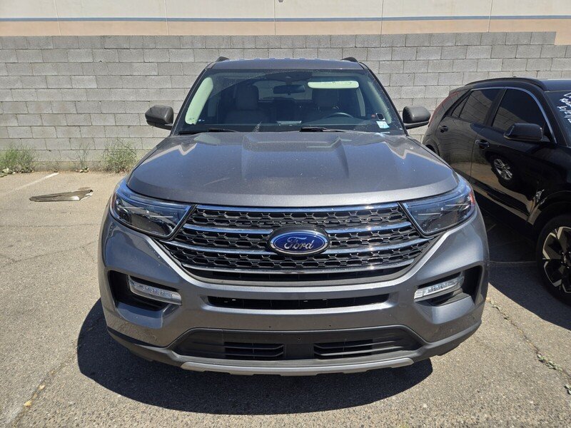Used 2022 Gray Metallic FORD XLT RWD image 3