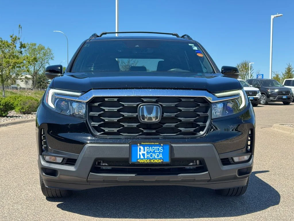 Used 2024 Honda Passport EX-L with VIN 5FNYF8H51RB021759 for sale in Coon Rapids, Minnesota