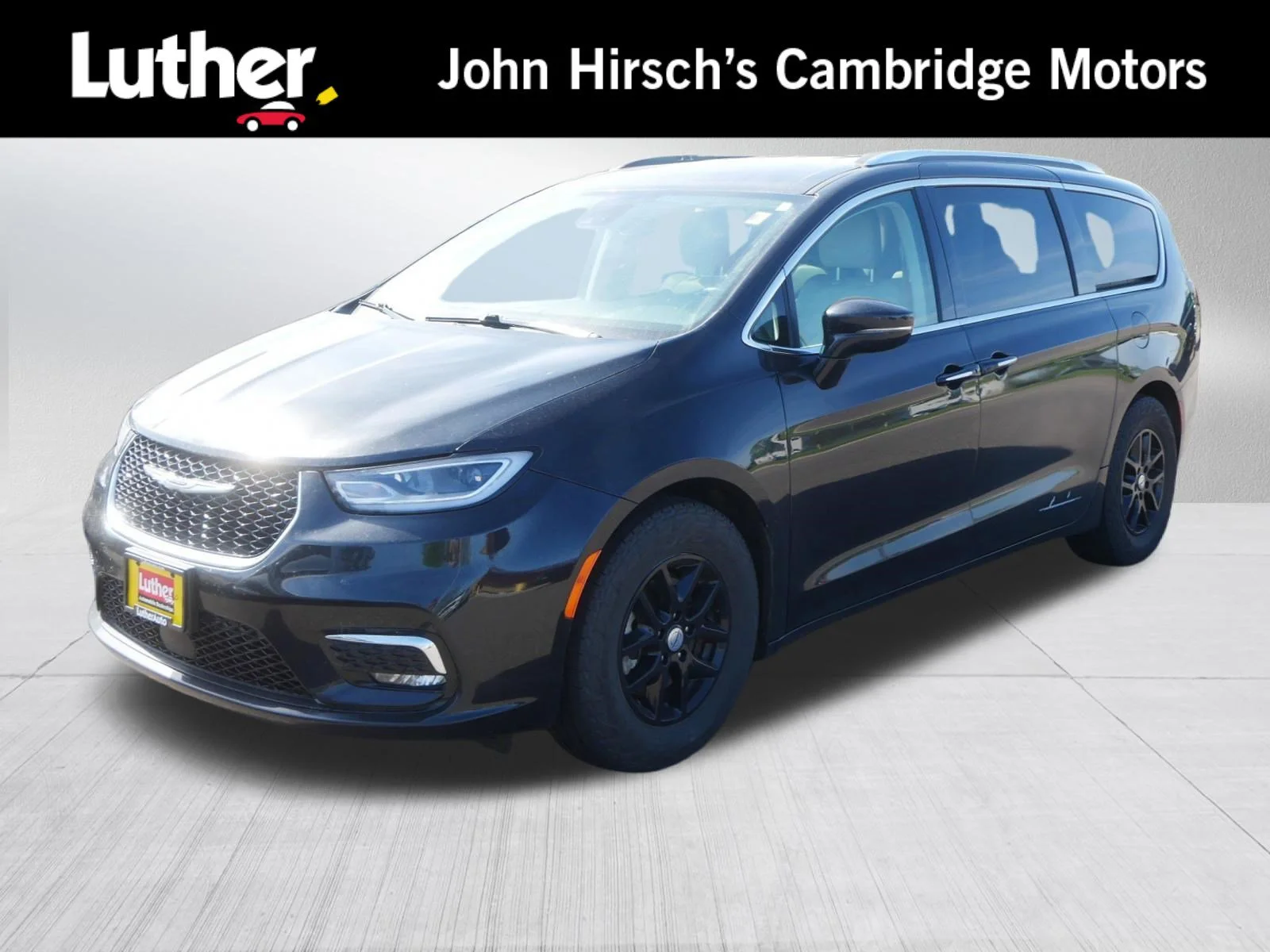 2021 Chrysler Pacifica Touring L's photo