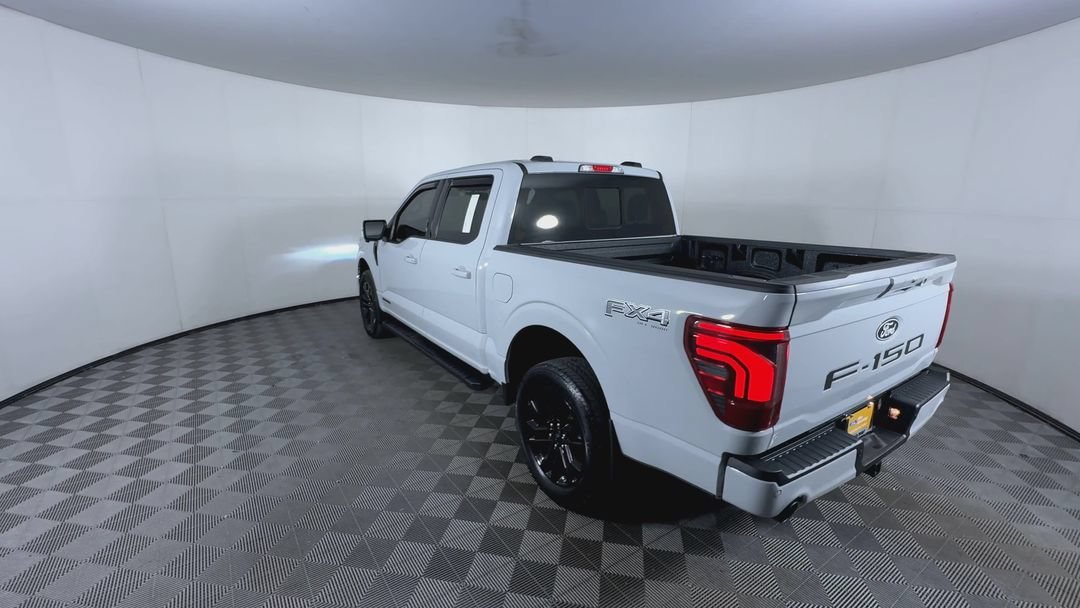 Used 2024 Avalanche Ford LARIAT image 7