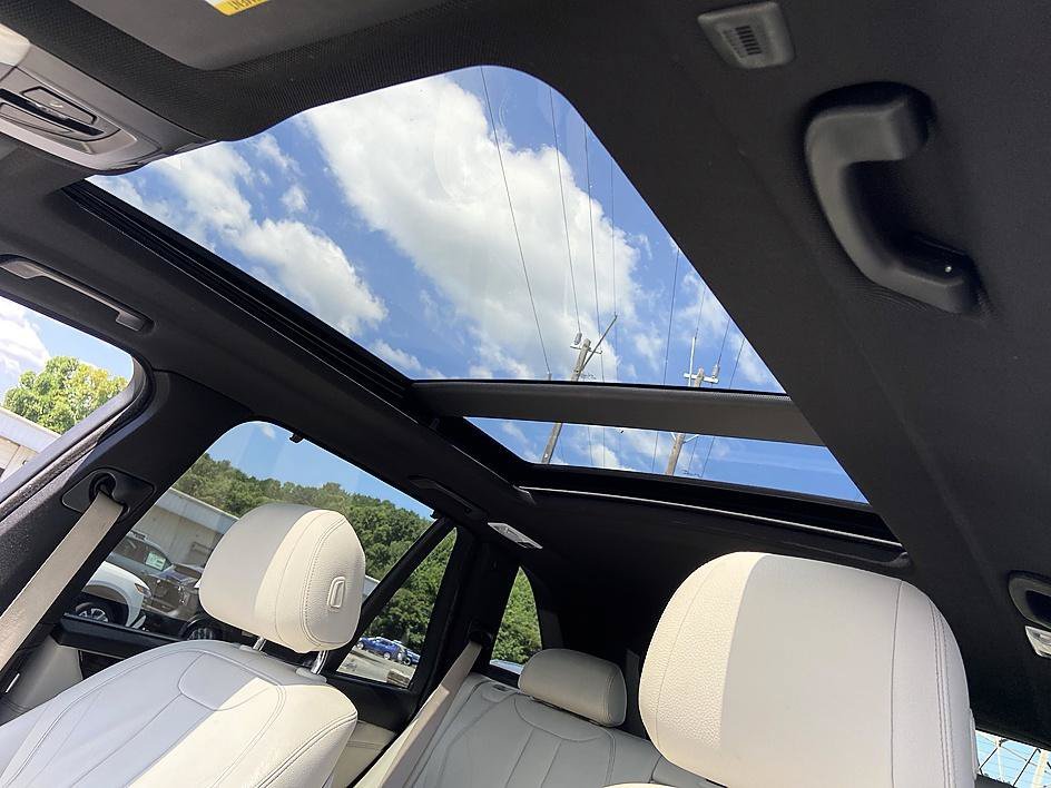 Used 2018 Imperial Blue Metallic BMW xDrive35i image 17