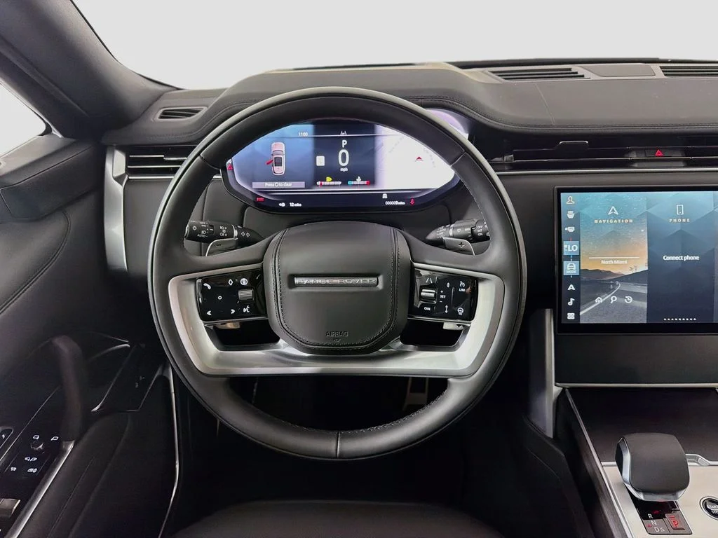 New 2026 Eiger Grey Land Rover SE image 24