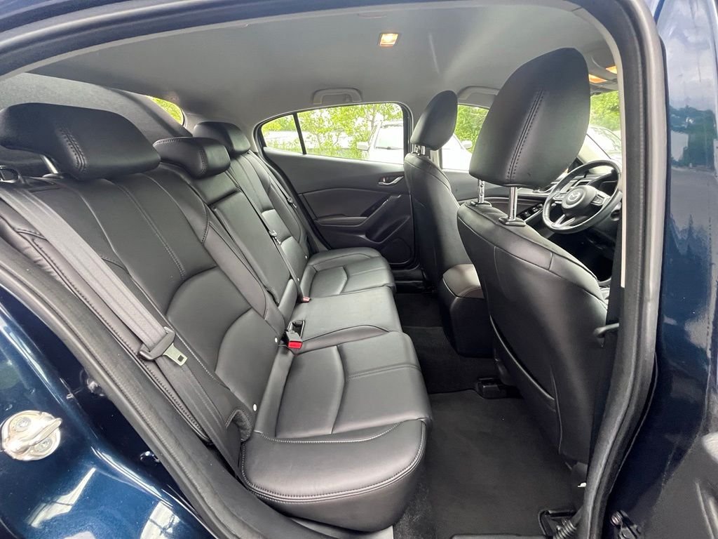Used 2018 Blue Mazda Touring image 25