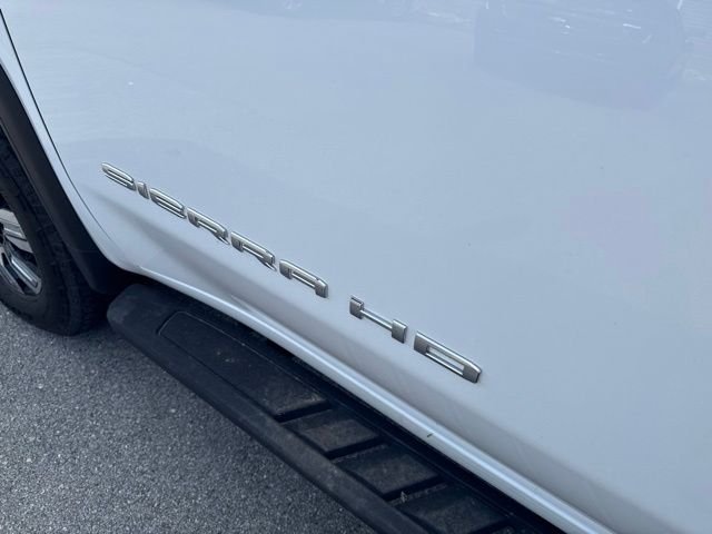 Used 2024 White GMC Pro image 9