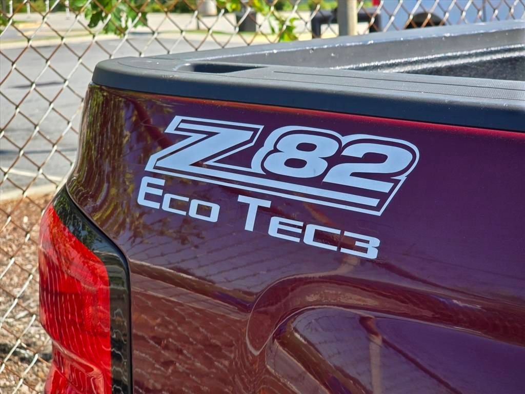 Used 2014 DEEP RUBY METALLIC Chevrolet LTZ image 13