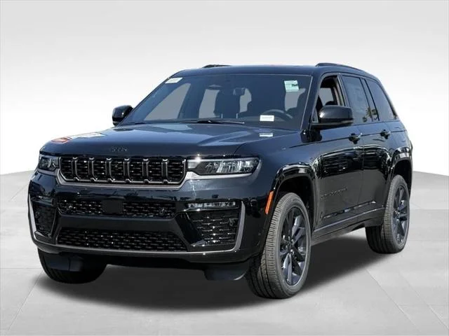 New 2026 Diamond Black Crystal Pearl-Coat Exterior Paint Jeep Limited Reserve image 5