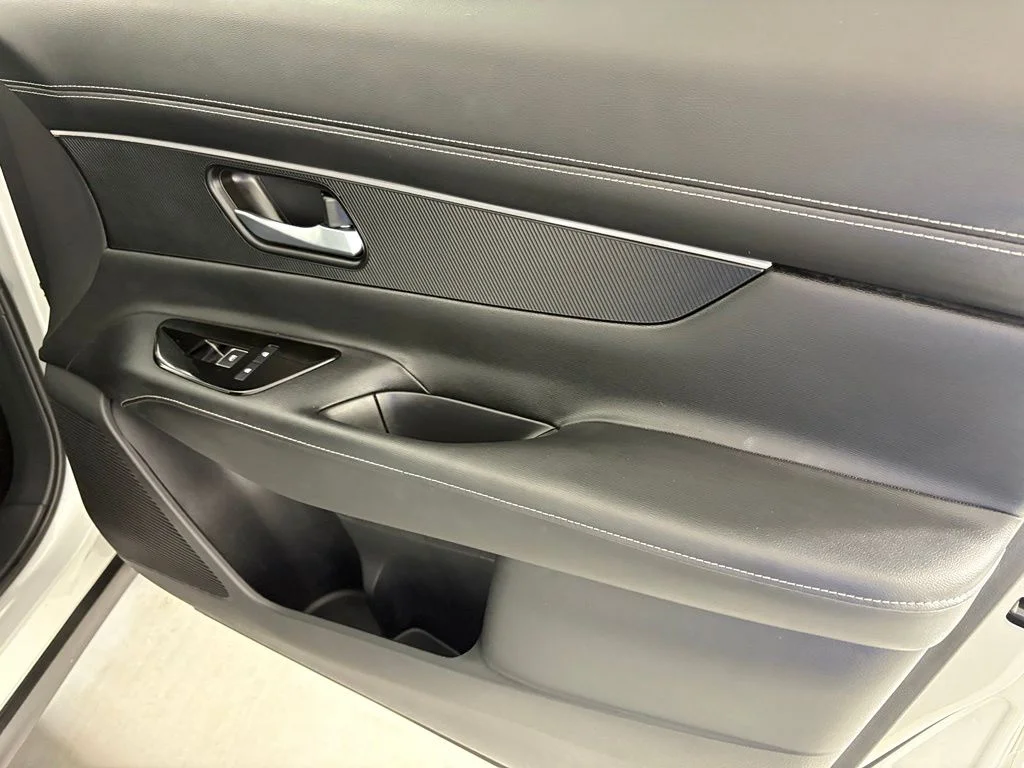 Used 2025 Silver Nissan SV image 42