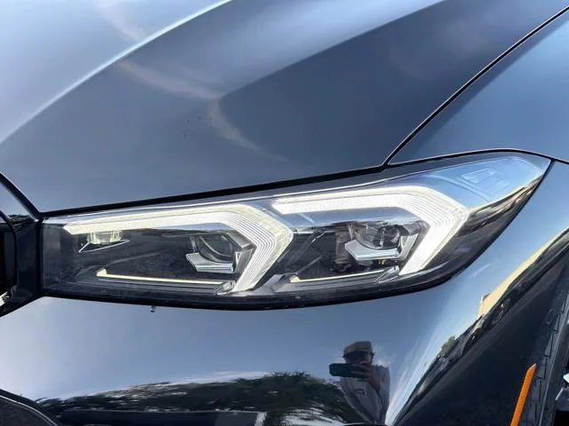 New 2026 Black Sapphire Metallic BMW 330i NA xDrive image 9