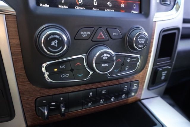 Used 2018 Black Ram Laramie image 29