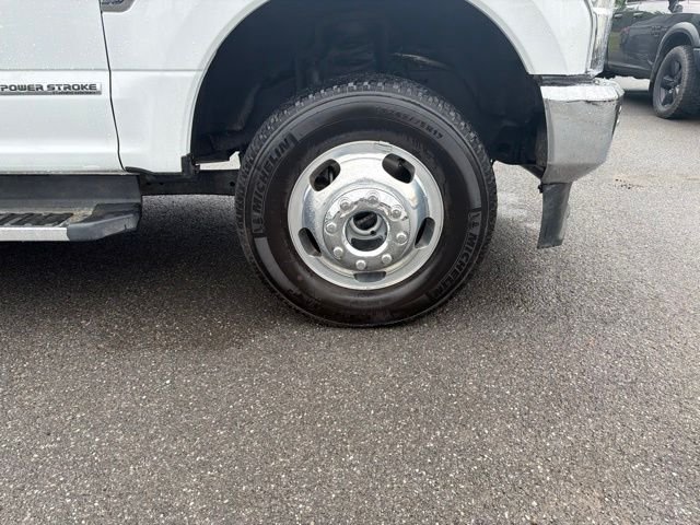 Used 2022 White Ford King Ranch image 20