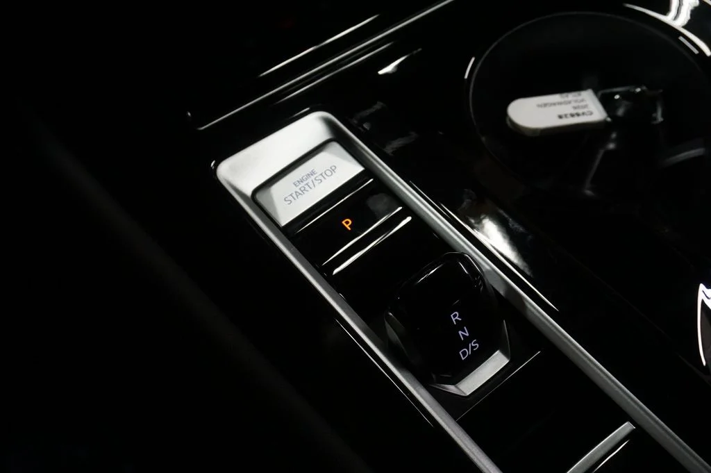 New 2026 Black Volkswagen 2.0T SE w/Technology image 20