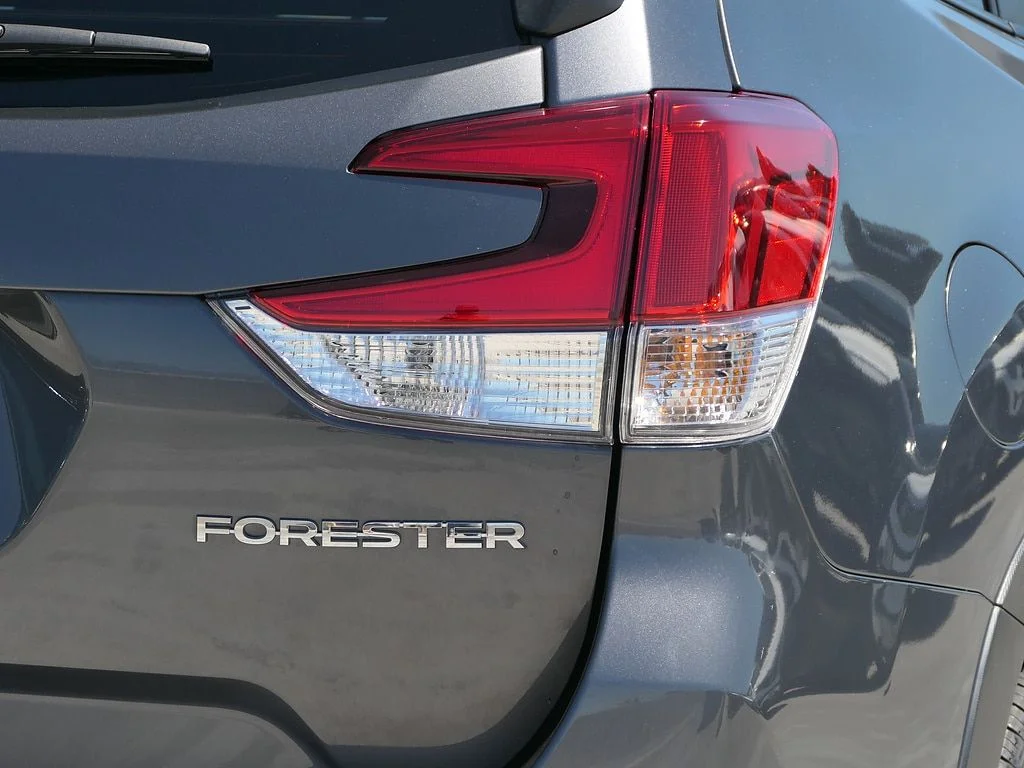 Used 2023 Gray Subaru Premium image 4