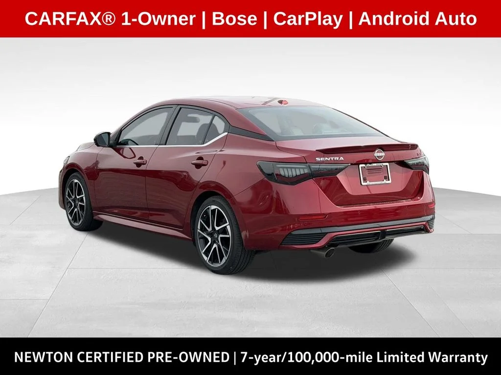 2024 Nissan Sentra SR CVT's photo