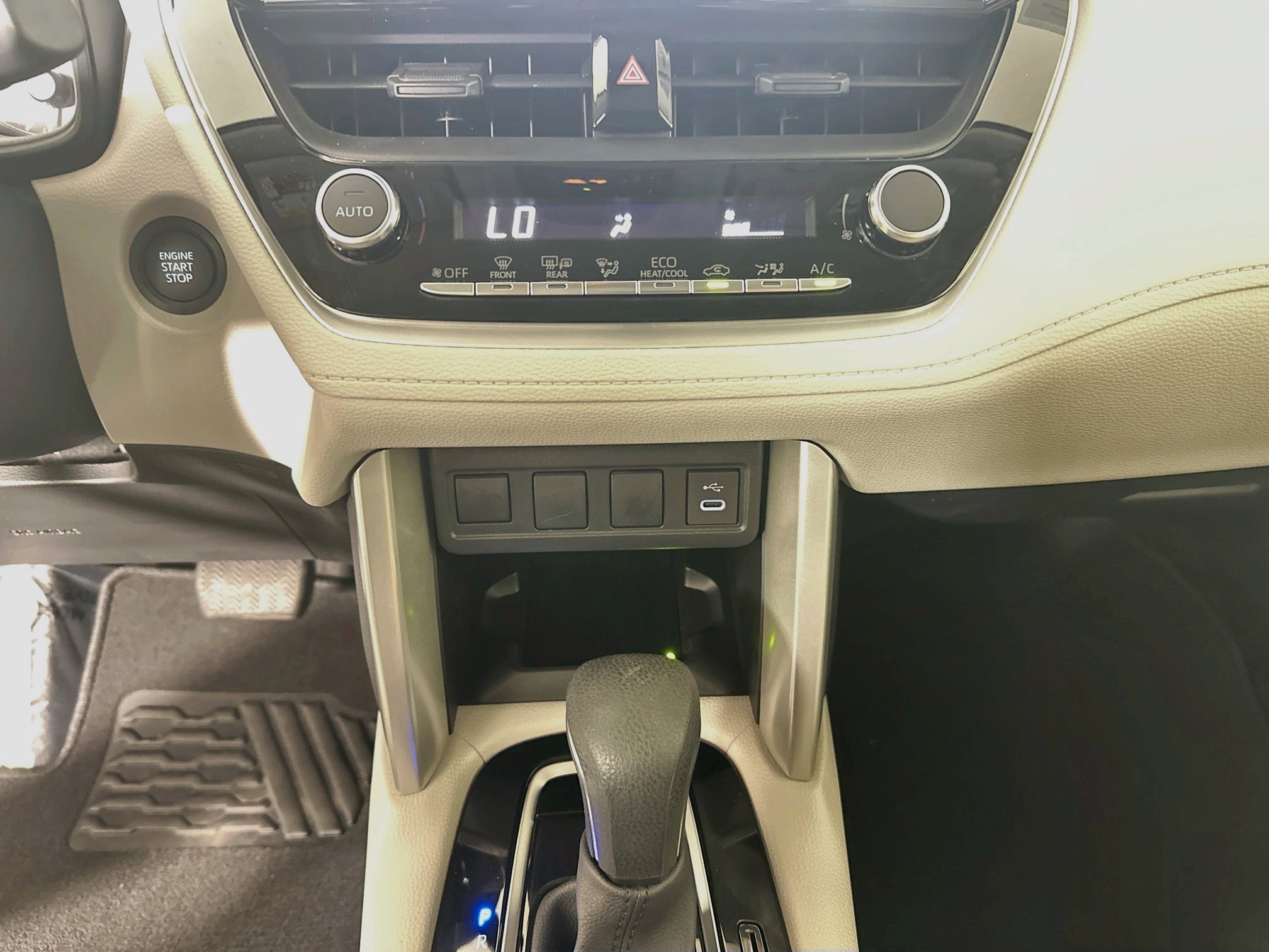 Certified Used 2025 Silver Toyota LE image 23