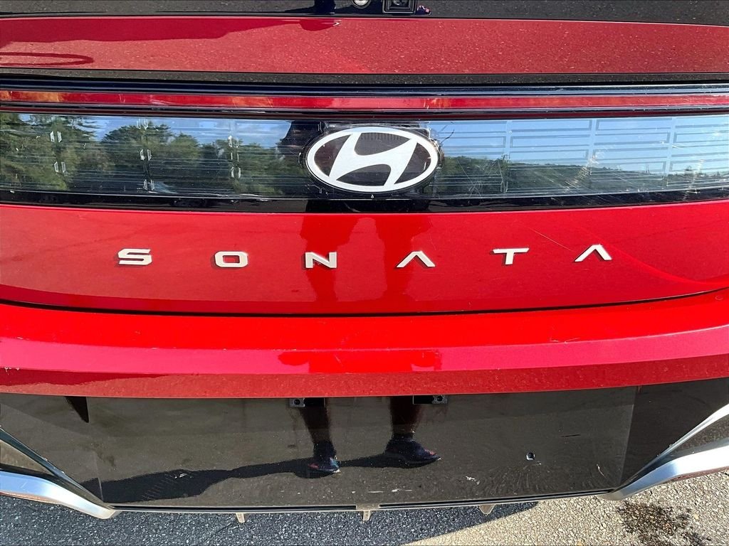 Used 2024 Ultimate red Hyundai SEL image 28