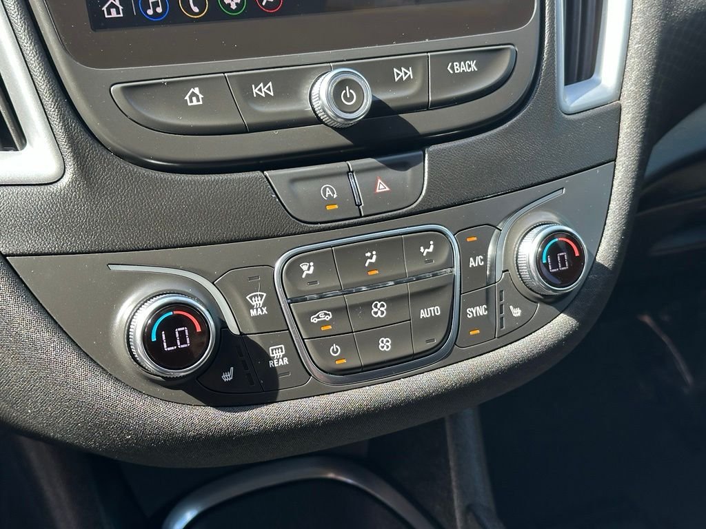 Used 2024 Gray Chevrolet LT image 5
