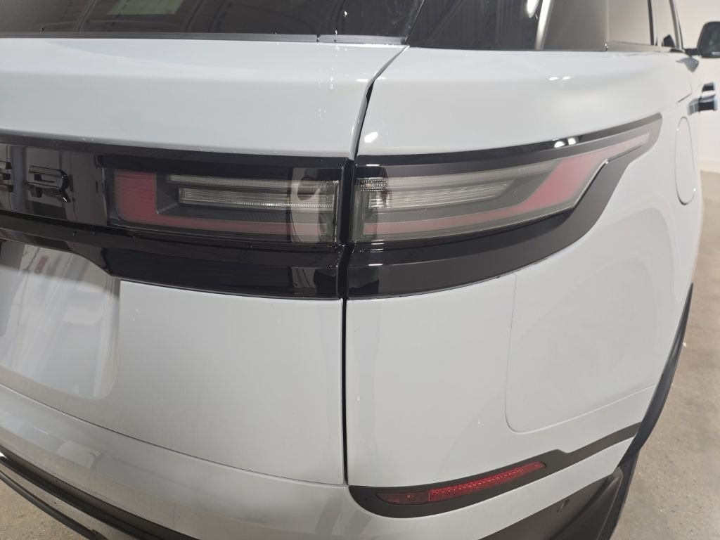 New 2026 Arroios Grey Land Rover S image 21