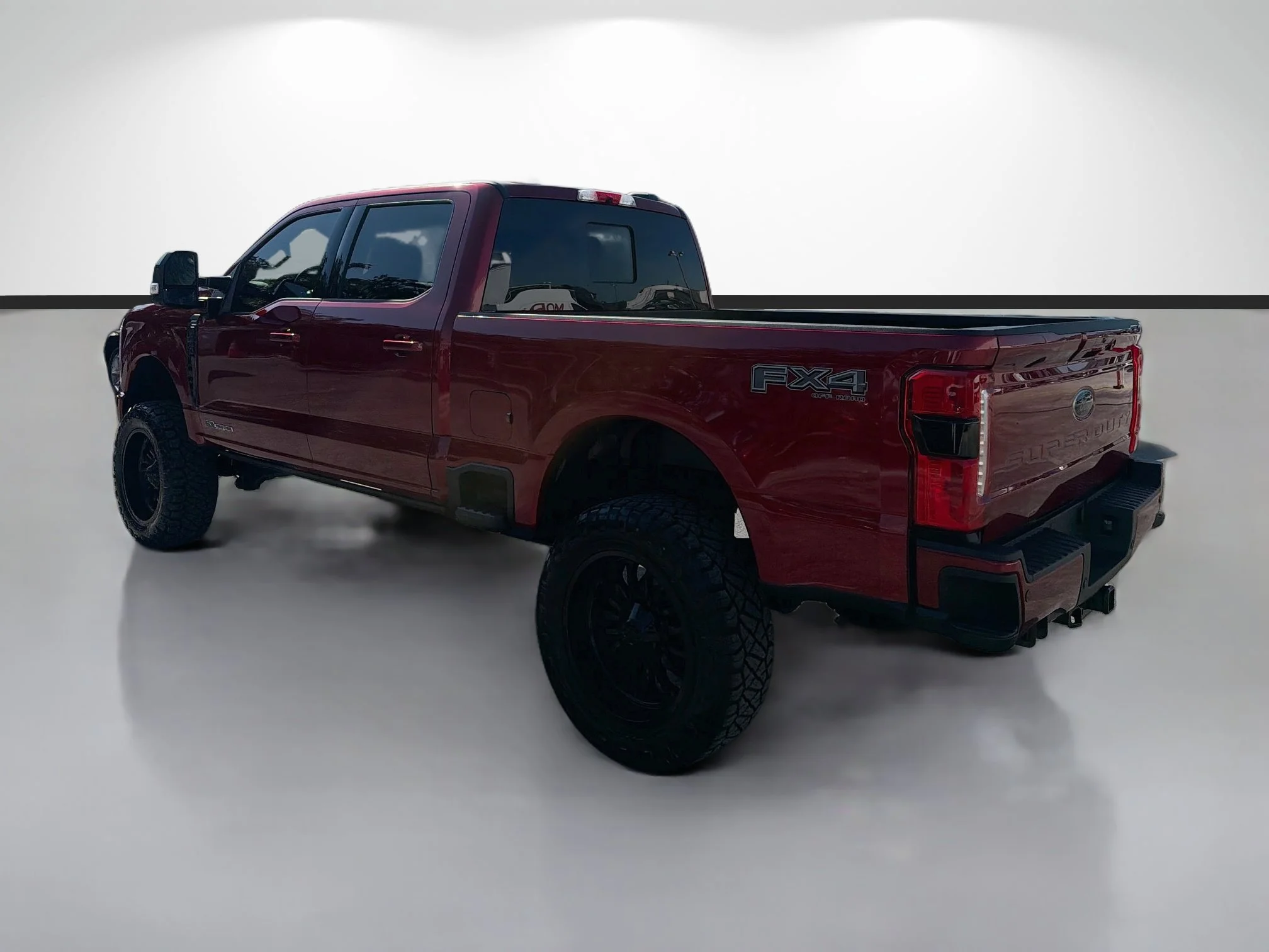 Used 2025 Ruby Red Metallic Ford LARIAT image 5