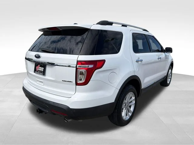 Used 2015 White Ford XLT image 7