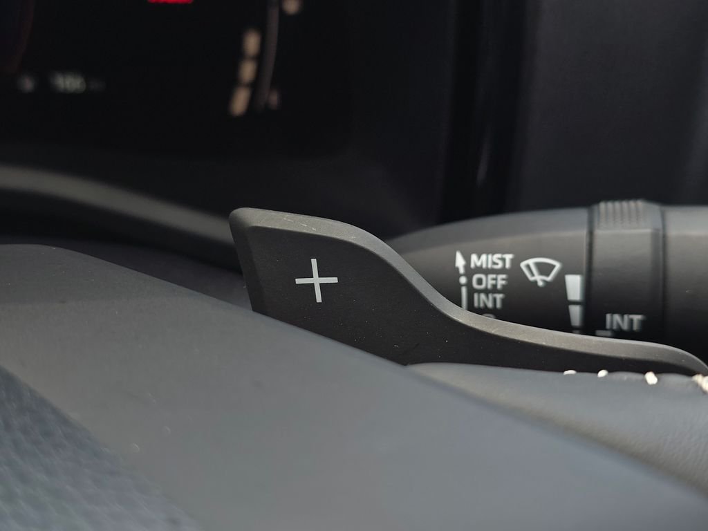Used 2025  Toyota SE image 35