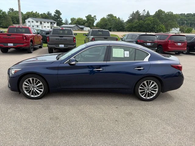 Used 2022 Grand Blue INFINITI LUXE image 2