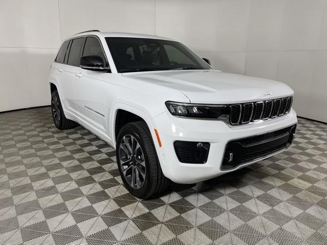 2025 Jeep Grand Cherokee Overland - Photo 14