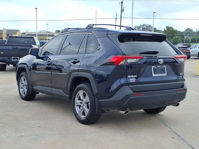 Used 2024  Toyota XLE image 5